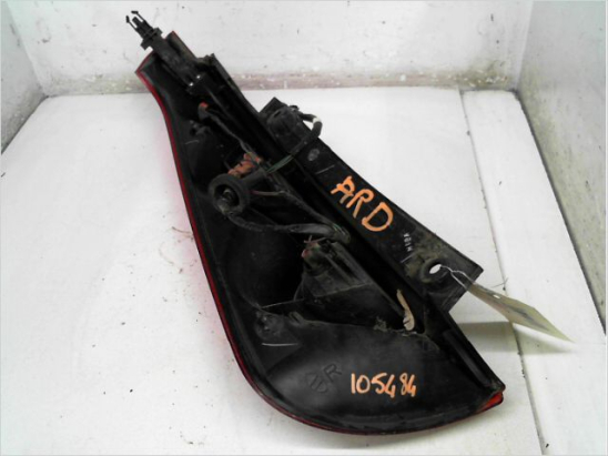 Feu arrière droit occasion NISSAN NOTE I Phase 1 - 1.5 DCI 86ch