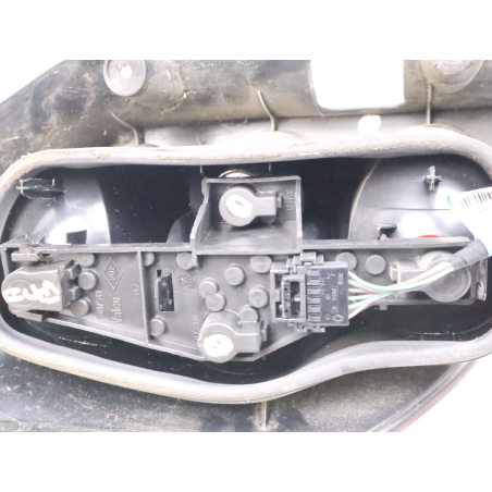 Feu arrière droit occasion RENAULT LAGUNA II Phase 1 ESTATE - 1.9 DCI 110ch