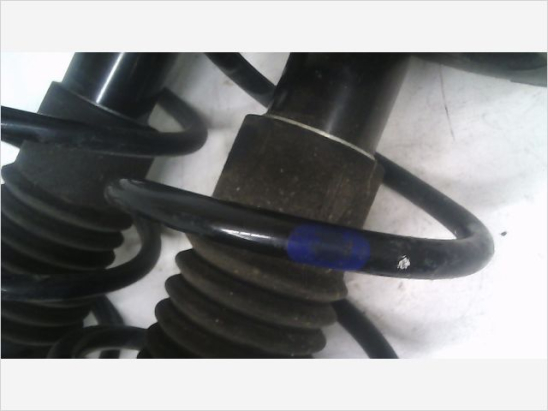 Amortisseur avant droit occasion SUZUKI CELERIO Phase 1 - 1.0i 68ch