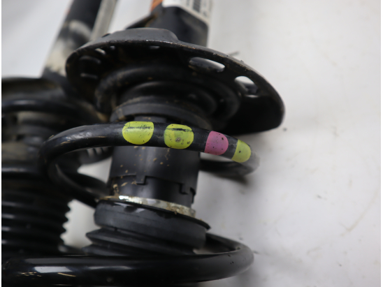 Amortisseur avant droit occasion VOLKSWAGEN NEW BEETLE II phase 1 - 1.2 TSI 105ch