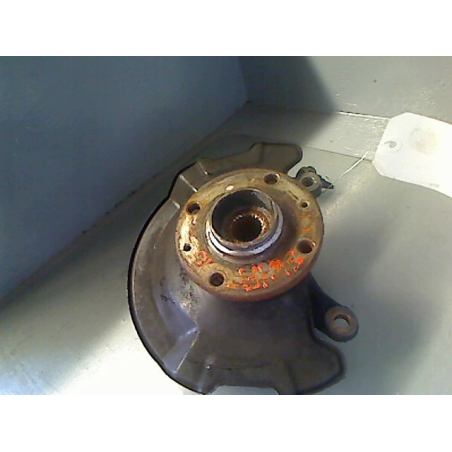 Fusee avd occasion SUZUKI SWIFT III Phase 1 - 1.3 VVT