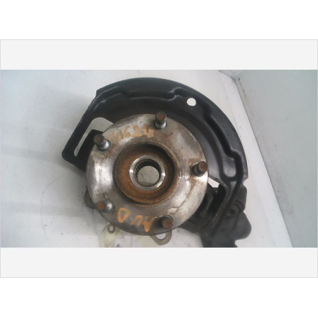 Fusee avd occasion NISSAN PRIMERA IV Phase 1 - 2.0i 140ch