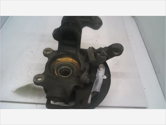 Fusee avd occasion NISSAN PRIMERA IV Phase 1 - 2.0i 140ch