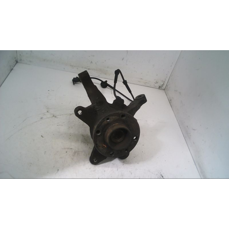 Fusee avg occasion RENAULT MEGANE SCENIC I Phase 2 - 1.9 DTI 98ch