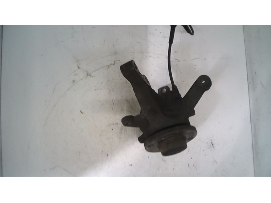 Fusee avg occasion RENAULT MEGANE SCENIC I Phase 2 - 1.9 DTI 98ch