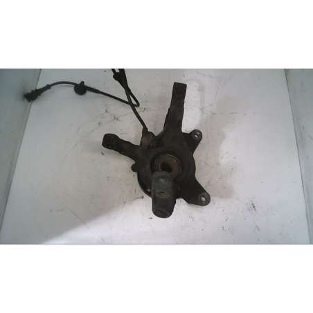 Fusee avg occasion RENAULT MEGANE SCENIC I Phase 2 - 1.9 DTI 98ch