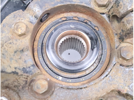 Fusee avg occasion HYUNDAI SANTA FE II Phase 1 - 2.2CRDI 149ch 4WD