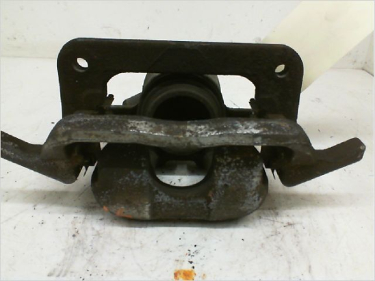 Etrier de frein avant gauche occasion PEUGEOT 407 phase 1 SW - 2.0 HDI 136ch