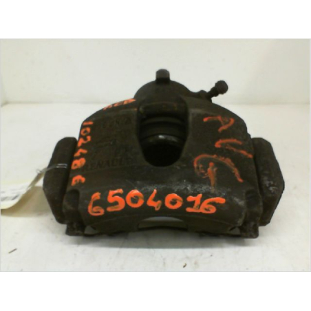 Etrier de frein avant gauche occasion RENAULT LAGUNA II Phase 1 - 1.9 DCI 110ch