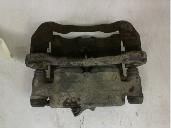 Etrier de frein avant gauche occasion IVECO DAILY III Phase 1 - 2.8 D 8v 106ch