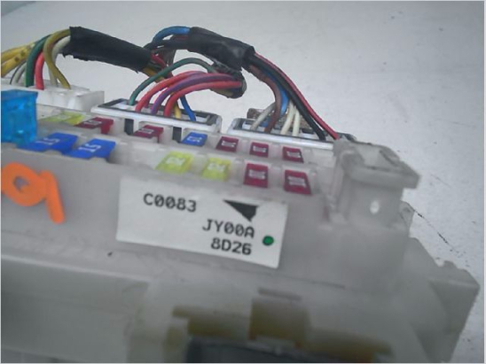 Platine fusible av occasion RENAULT KOLEOS I Phase 1 - 2.0 DCI 150ch