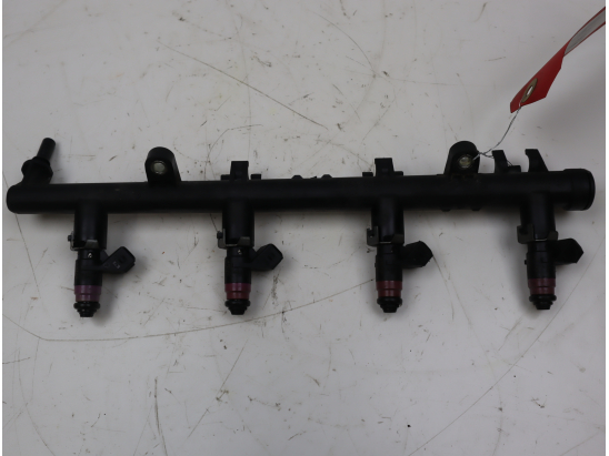 Rampe injection occasion RENAULT MEGANE II Phase 1 - 1.6 16v