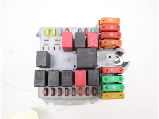 BSI (PLATINE FUSIBLE HABITACLE)