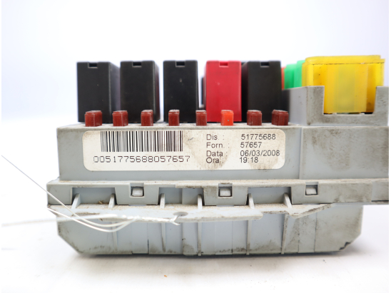 BSI (PLATINE FUSIBLE HABITACLE)