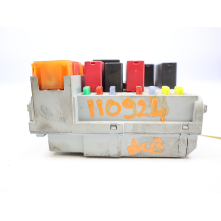 BSI (PLATINE FUSIBLE HABITACLE)