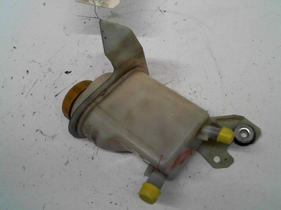 RESERVOIR POMPE DIRECTION