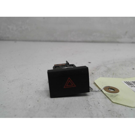Bouton de warning occasion VOLKSWAGEN POLO V Phase 1 - 1.6 TDI 75ch
