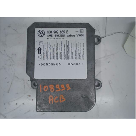 Boitier pyrotechnique occasion VOLKSWAGEN PASSAT IV Phase 2 - 1.9 TDI 130ch