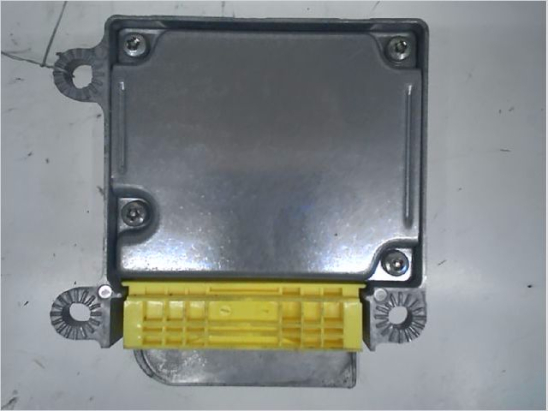 Boitier pyrotechnique occasion VOLKSWAGEN PASSAT IV Phase 2 - 1.9 TDI 130ch