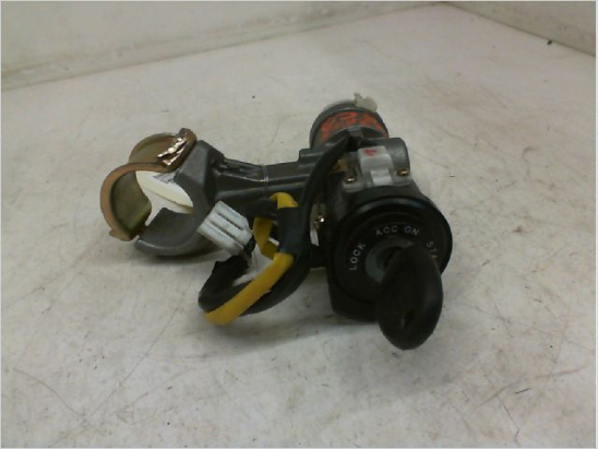 Antivol de direction occasion HYUNDAI TUCSON I Phase 1 - 2.0 CRDI 112ch 4WD