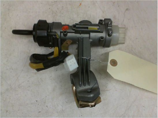 Antivol de direction occasion HYUNDAI TUCSON I Phase 1 - 2.0 CRDI 112ch 4WD