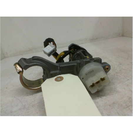 Antivol de direction occasion HYUNDAI TUCSON I Phase 1 - 2.0 CRDI 112ch 4WD