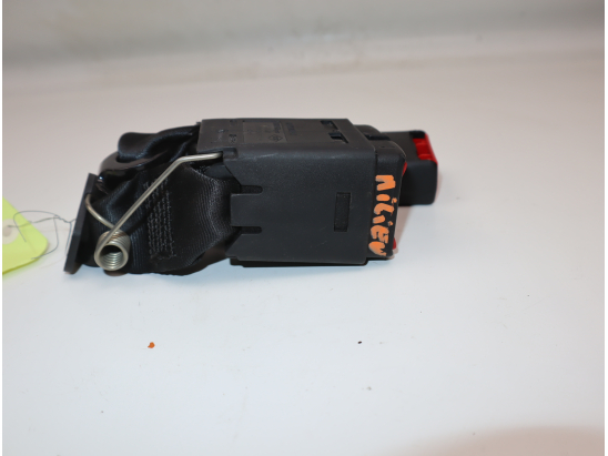 Ancrage ceinture arrière gauche occasion RENAULT LAGUNA I Phase 2 - 1.8 16v