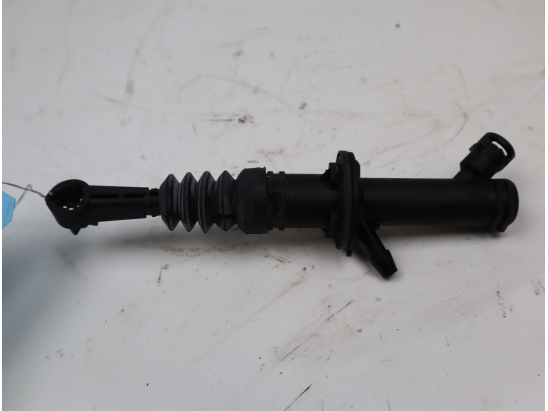 Emetteur embrayage occasion RENAULT SCENIC III Phase 2 - 1.5 DCI 110ch