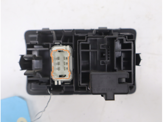 Interrupteur commande de phares occasion RENAULT CLIO III Phase 1 - 1.5 DCI 105ch