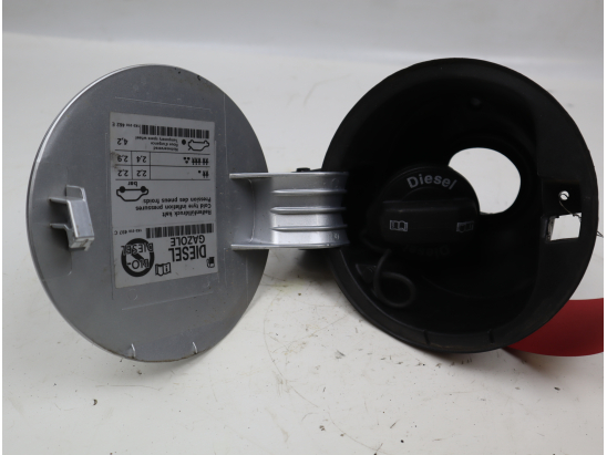 Volet de trappe carburant occasion VOLKSWAGEN GOLF PLUS phase 2 - 1.6 TDI 105ch