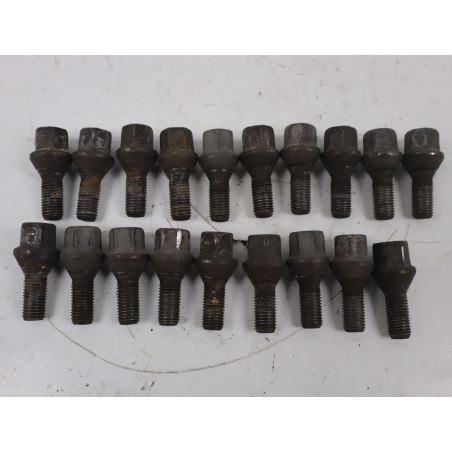Goujon de roue occasion RENAULT KANGOO II Phase 1 - 1.5 DCI 85ch