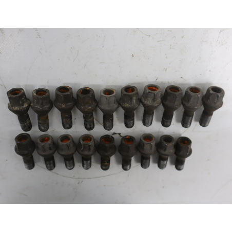 Goujon de roue occasion RENAULT KANGOO II Phase 1 - 1.5 DCI 85ch