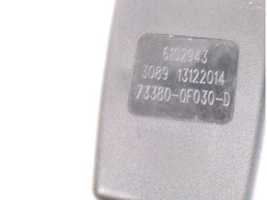 Ancrage ceinture arrière droit occasion TOYOTA VERSO Phase 2 - 1.6 D 112ch D-4D