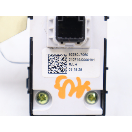 Commande leve-glace porte arrière gauche occasion KIA PROCEED D III Phase 1 - 1.5 T-GDi 160ch