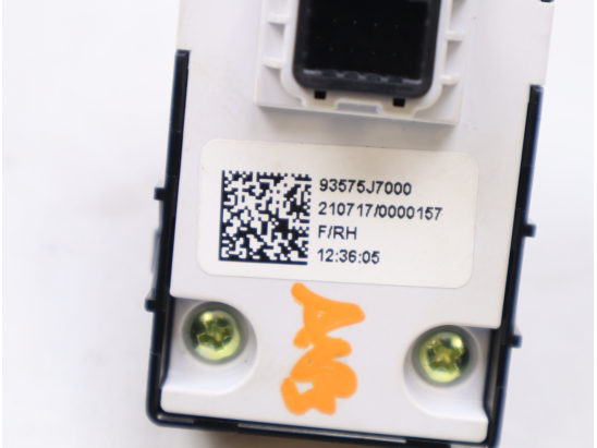 Commande lève-glace porte avant droite occasion KIA PROCEED D III Phase 1 - 1.5 T-GDi 160ch