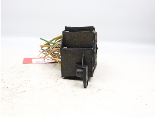 Boite a fusibles occasion DACIA SANDERO I Phase 1 - 1.4 MPI 75ch