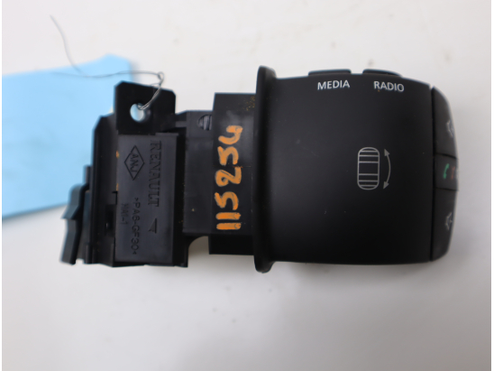 Commande autoradio occasion RENAULT SCENIC III Phase 2 - 1.5 DCI 110ch