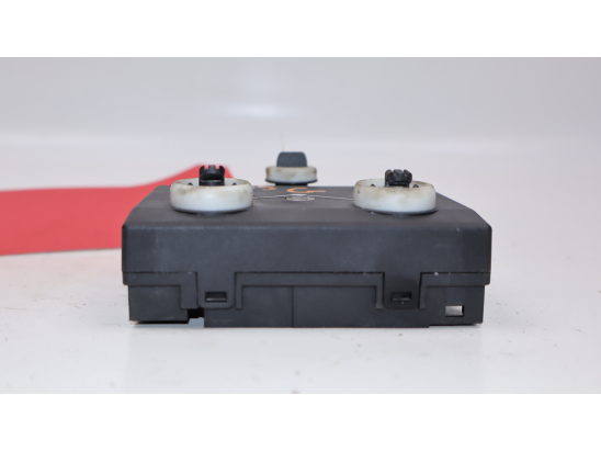 Boitier verrouillage centralise porte occasion AUDI A1 Phase 1 - 1.4 TFSI 122ch