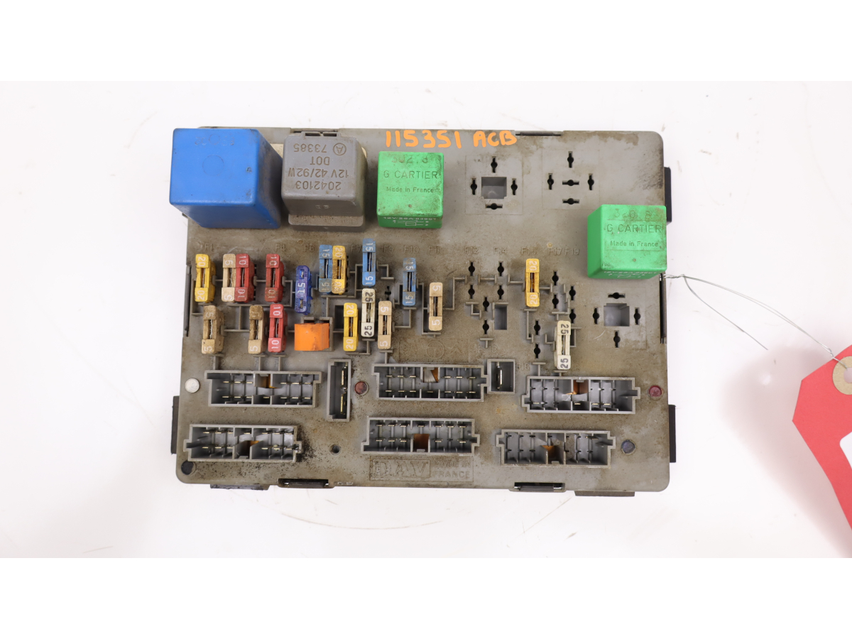 Platine fusible habitacle (BSI) occasion PEUGEOT 405 Phase 1 - 1.6