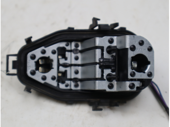 Platine feu arrière gauche occasion RENAULT CLIO IV Phase 2 - 0.9i TCE