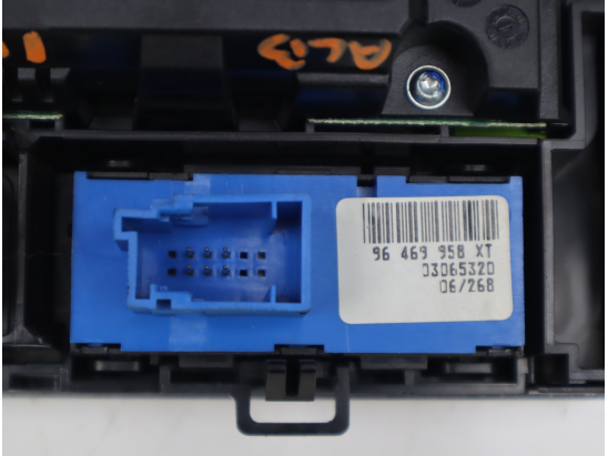 Commande de chauffage occasion PEUGEOT 407 Phase 1 - 2.7 HDI 24v V6