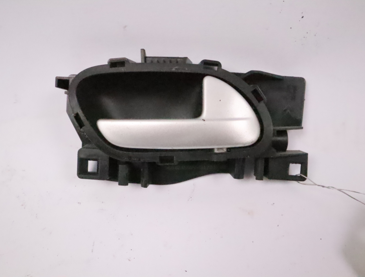 POIGNEE INT PORTE AVD