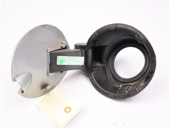 Volet de trappe carburant occasion PEUGEOT 208 Phase 1 - 1.2 VTI 82ch