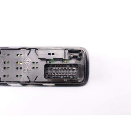 COMMANDE LEVE-GLACE PORTE AVG