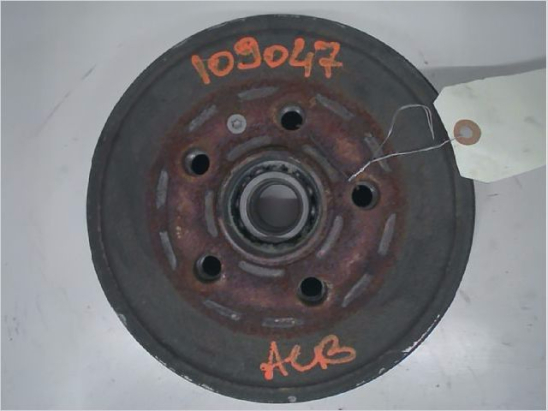 Tambour arrière gauche occasion VOLKSWAGEN FOX Phase 1 - 1.2 6v 55ch