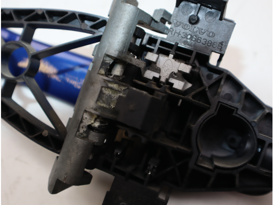 Poignee ext porte avd occasion VOLVO V50 Phase 2 - 2.0 D 136ch