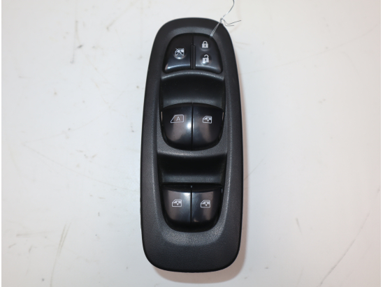 Commande lève-glace porte avant gauche occasion RENAULT KADJAR Phase 1 - 1.2 TCE 130ch