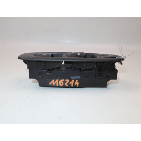 Commande lève-glace porte avant gauche occasion RENAULT KADJAR Phase 1 - 1.2 TCE 130ch