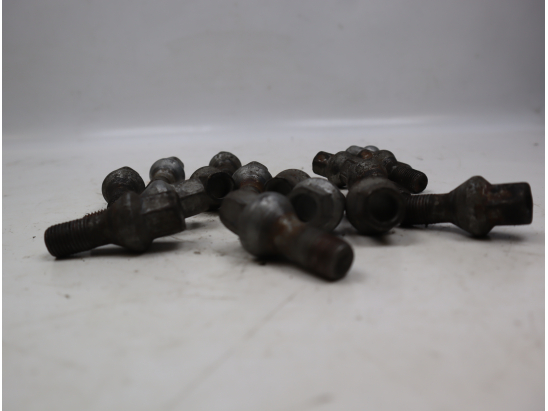 Goujon de roue occasion FIAT SCUDO I Phase 2 - 2.0 JTD 94ch