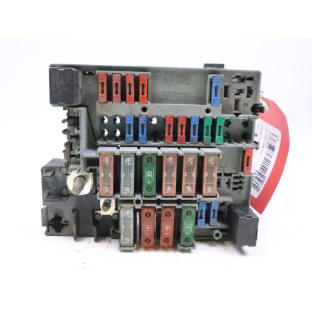 Platine fusible av occasion PEUGEOT 406 COUPE Phase 1 - 2.2 HDI 133ch